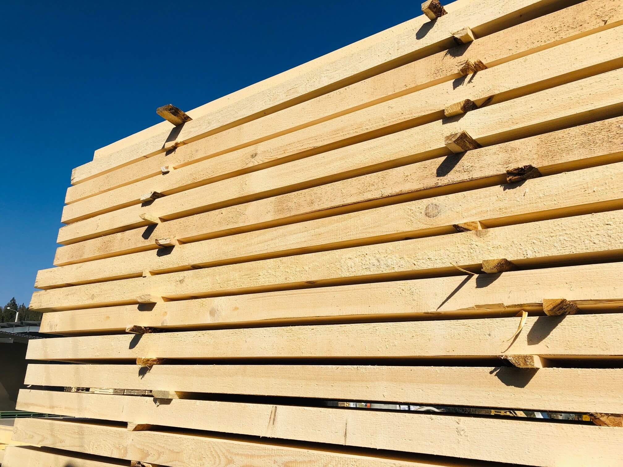 Square sawn timber for pallet production